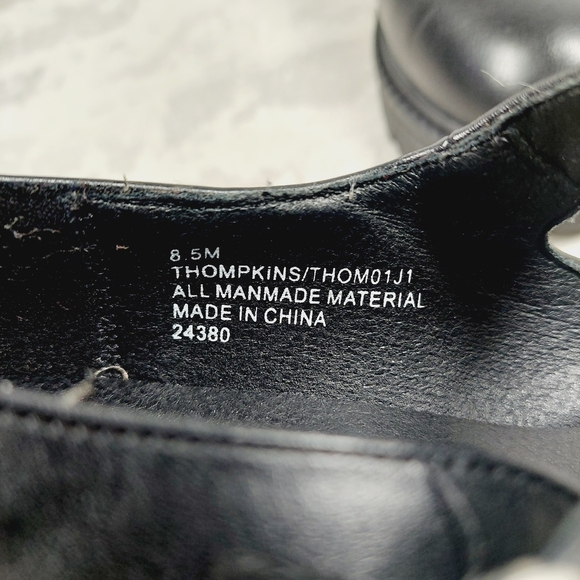 New Madden Girl Black Faux Leather Chunky Heel Buckle Closed Toe Mary Janes O176 - Picture 12 of 13